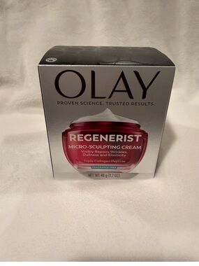OLAY Regenerist Micro-Sculpting Cream - Red and Silver Packaging